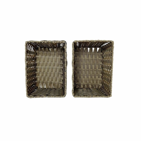 SET OF 2 BASKETS WITH LINER Woven Rattan/Whicker over metal Like new - Picture 10 of 11